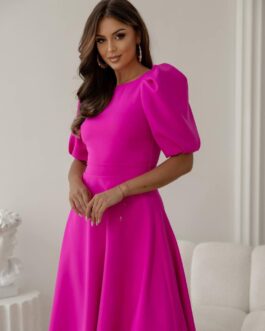 Blanca – Sukienka midi z rękawkiem w kolorze fuksji