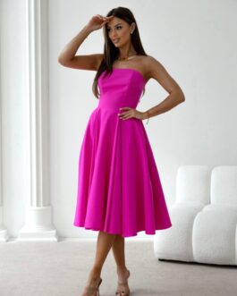 CHANELL – sukienka gorsetowa o długości midi w kolorze fuksji