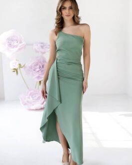 MILANO – sukienka maxi w kolorze szałwii z ozdobną falbaną i rozcięciem na nogę