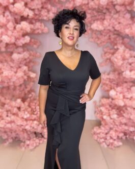 MONIA – sukienka maxi plus size z rękawkiem w kolorze czarnym