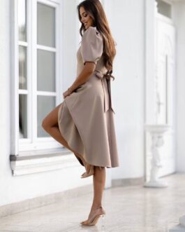 SIMONA – sukienka z bufiastym rękawkiem o długości midi w kolorze fango