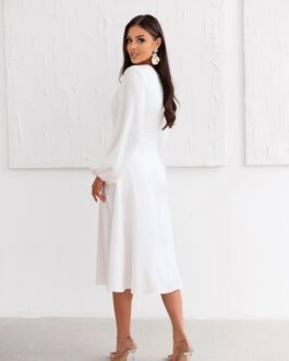 CAMELIA – sukienka z długim rękawem o długości midi w kolorze białym