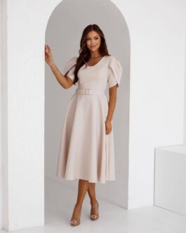 SARA – sukienka o długości midi z rękawkiem w kolorze beżowym