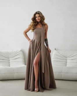 KIARA – suknia o długości maxi z szalem i bufkami w kolorze cappuccino